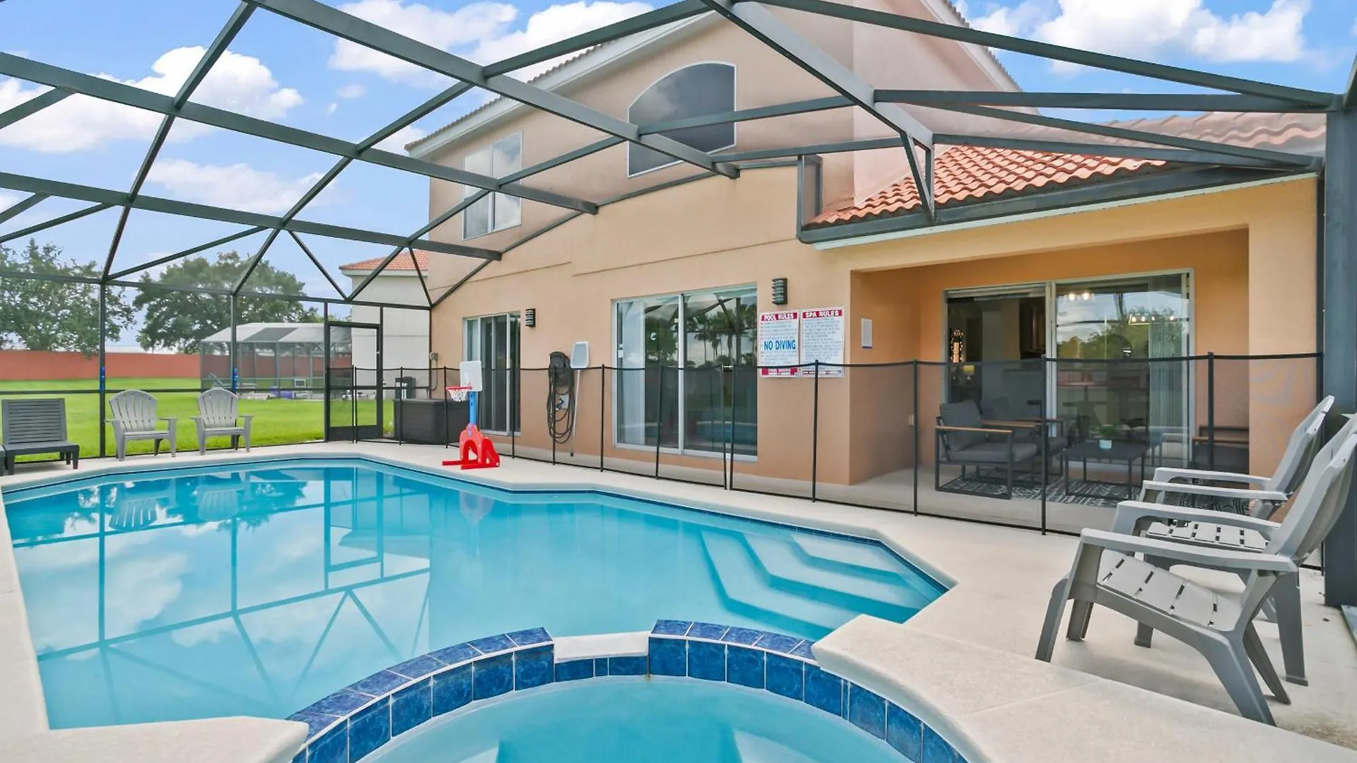 Holiday home 615 - Superb Themed Roomed 5 Bed Villa With Private West Facing Pool And Spa With No Rear Neighbors Davenport